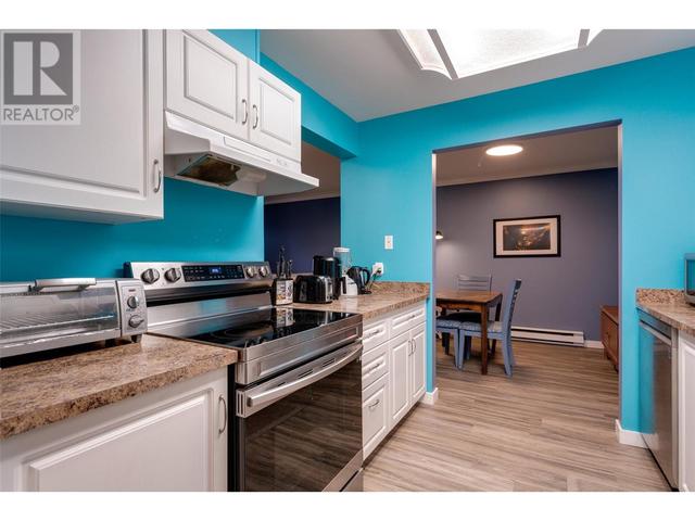 415 - 669 Houghton Rd, Condo with 2 bedrooms, 1 bathrooms and 1 parking in Kelowna BC | Image 4