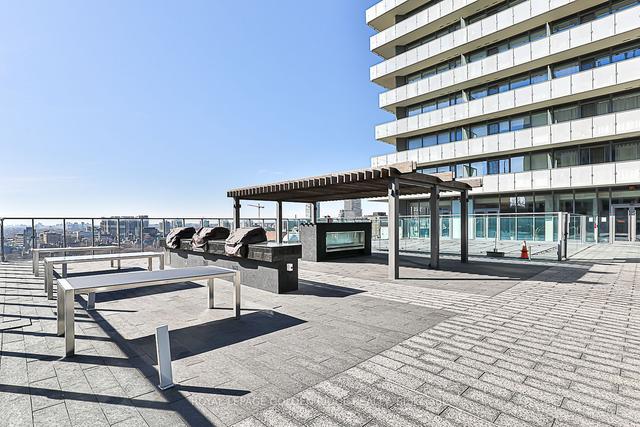 517 - 57 St Joseph St, Condo with 2 bedrooms, 2 bathrooms and 0 parking in Toronto ON | Image 19