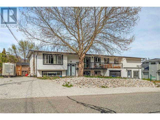 1560 Ponderosa Rd, House detached with 7 bedrooms, 3 bathrooms and 5 parking in West Kelowna BC | Image 3