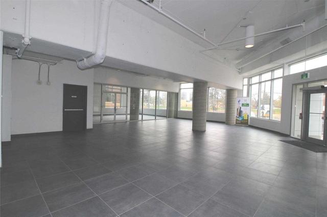 2105 - 158 King St N, Condo with 2 bedrooms, 2 bathrooms and 0 parking in Waterloo ON | Image 3