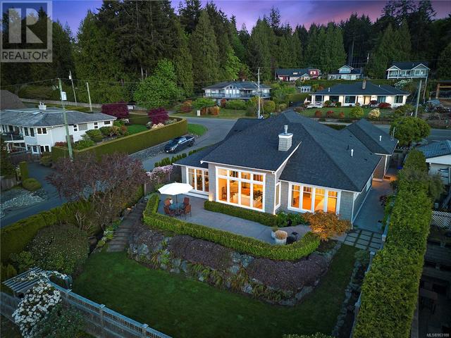 277 Crescent Rd W, House detached with 2 bedrooms, 3 bathrooms and 4 parking in Qualicum Beach BC | Image 59