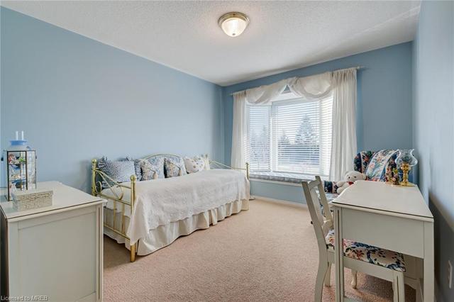 3 - 1121 Upper Village Dr, House attached with 3 bedrooms, 2 bathrooms and 2 parking in Mississauga ON | Image 20