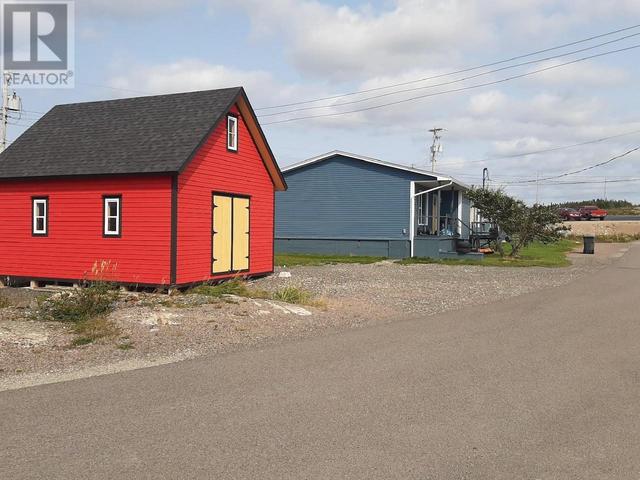 650 Main Road, House detached with 6 bedrooms, 3 bathrooms and null parking in Fogo Island NL | Image 6
