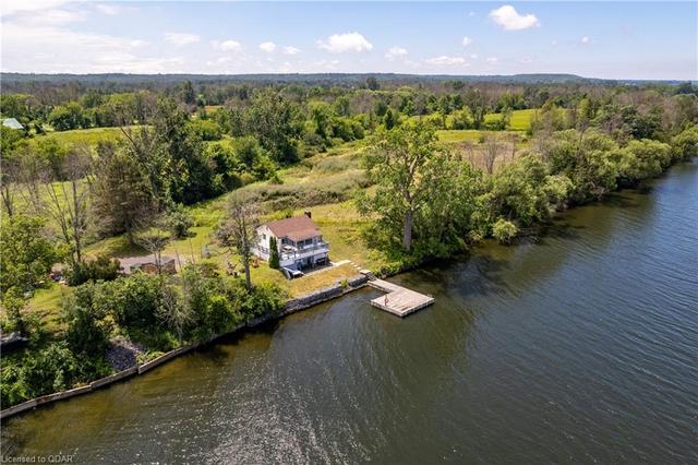 35 Narrows Lane, House detached with 2 bedrooms, 1 bathrooms and 6 parking in Prince Edward County ON | Image 23