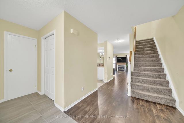 252 Blackhorne Dr, Townhouse with 3 bedrooms, 2 bathrooms and 2 parking in Kitchener ON | Image 33