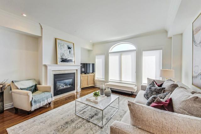 11 Brownstone Ln, House attached with 2 bedrooms, 2 bathrooms and 2 parking in Toronto ON | Image 12