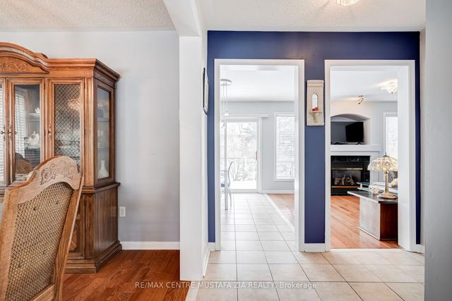 1518 Swann Cres, House detached with 3 bedrooms, 3 bathrooms and 3 parking in Milton ON | Image 38