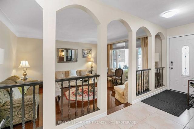 65 Stoney Brook Dr, House detached with 4 bedrooms, 3 bathrooms and 5.5 parking in Hamilton ON | Image 34