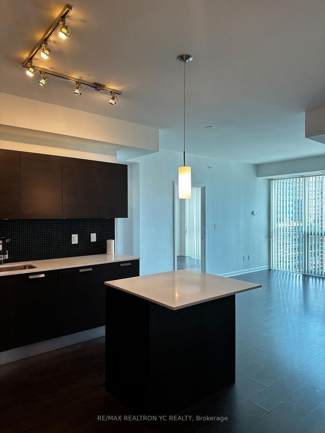 1901 - 9 Bogert Ave, Townhouse with 1 bedrooms, 2 bathrooms and 1 parking in Toronto ON | Image 17