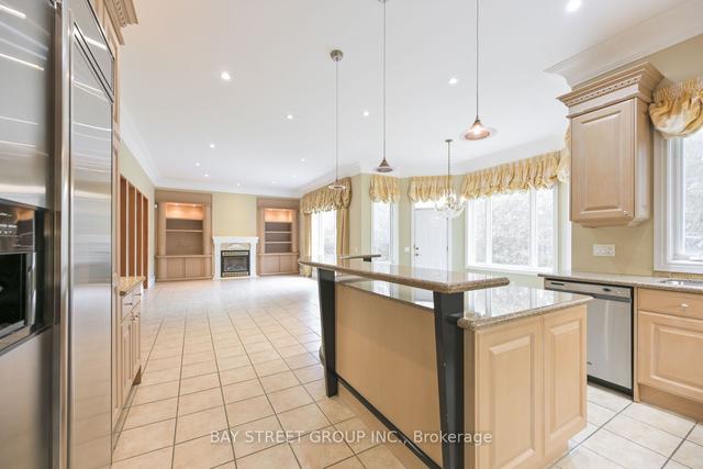22 Heathcote Ave, House detached with 5 bedrooms, 9 bathrooms and 9 parking in Toronto ON | Image 4