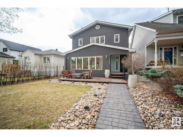 11142 68 St Nw, House detached with 3 bedrooms, 1 bathrooms and null parking in Edmonton AB | Image 1