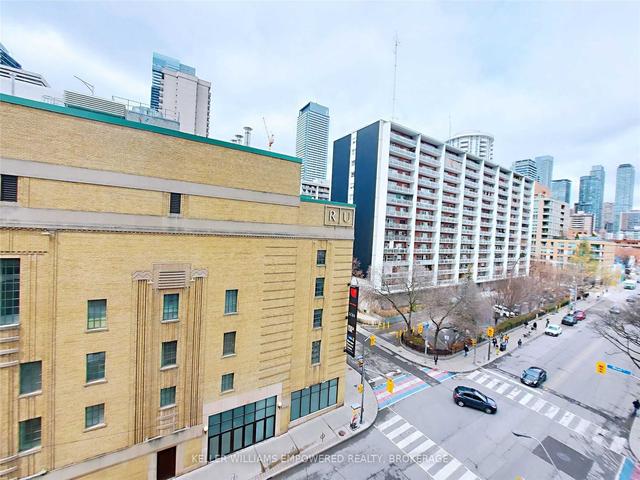709 - 85 Wood St, Condo with 2 bedrooms, 2 bathrooms and 0 parking in Toronto ON | Image 7