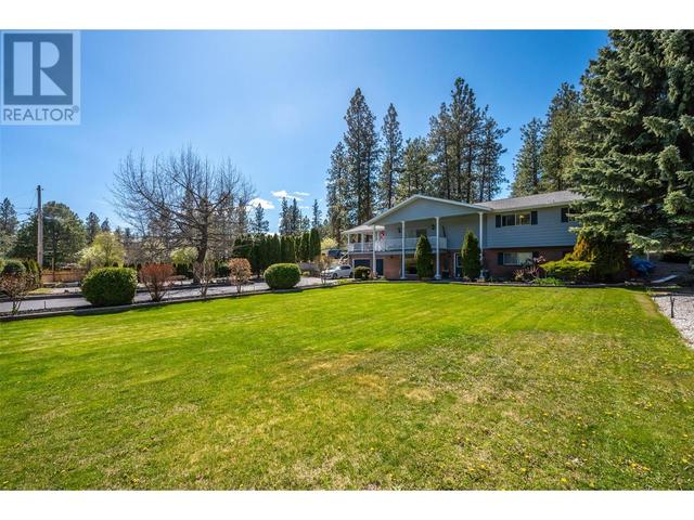 3808 Forsyth Dr, House detached with 6 bedrooms, 4 bathrooms and 2 parking in Okanagan Similkameen F BC | Image 42