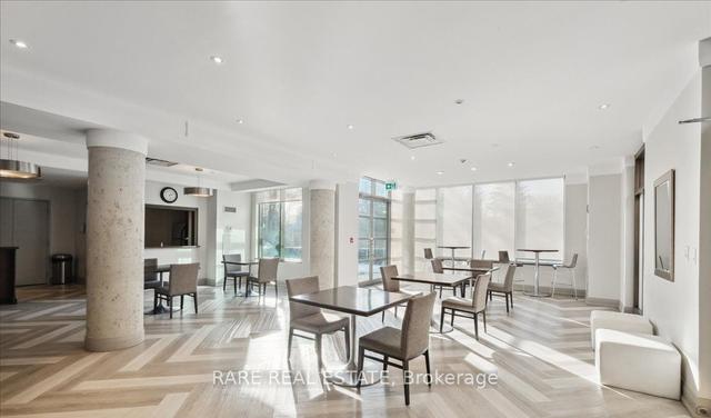 406 - 3830 Bathurst St, Condo with 2 bedrooms, 2 bathrooms and 1 parking in Toronto ON | Image 20