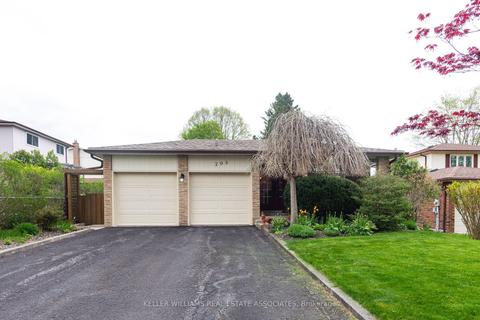 205 Peterwood Ct, Newmarket, ON, L3Y5P4 | Card Image