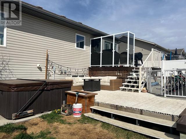 1717 87 Ave, House detached with 3 bedrooms, 3 bathrooms and 2 parking in Dawson Creek BC | Image 25