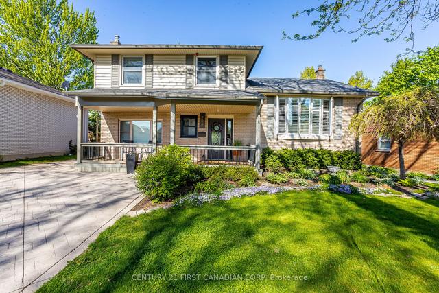 709 Galloway Cres, House detached with 3 bedrooms, 3 bathrooms and 7 parking in London ON | Image 1
