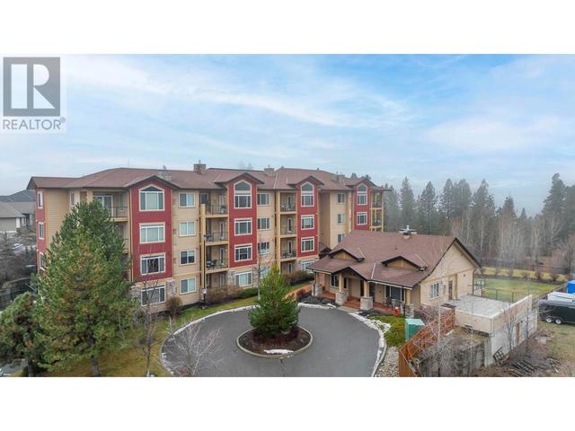 211 - 2532 Shoreline Dr, Condo with 2 bedrooms, 2 bathrooms and 1 parking in Lake Country BC | Image 2