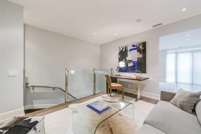 TH107 - 112 George St S, Townhouse with 2 bedrooms, 2 bathrooms and 1 parking in Toronto ON | Image 13