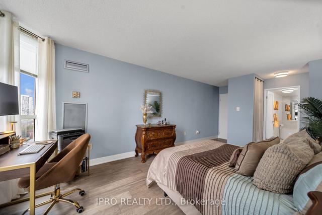 1008 - 20 Cherrytree Dr, Condo with 2 bedrooms, 2 bathrooms and 1 parking in Brampton ON | Image 7