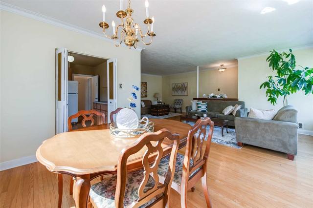 3715 St Clair Ave E, House detached with 3 bedrooms, 3 bathrooms and 2 parking in Toronto ON | Image 2