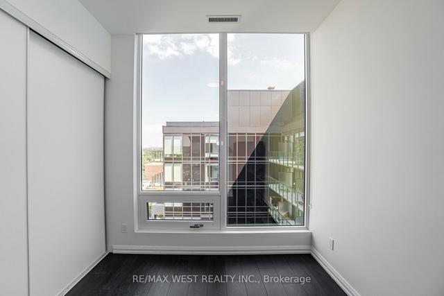 812 - 4208 Dundas St W, Condo with 2 bedrooms, 2 bathrooms and 1 parking in Toronto ON | Image 15