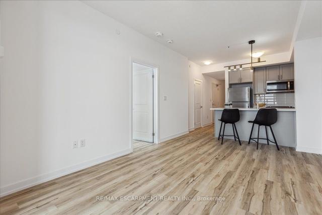 1001 - 450 Dundas St E, Condo with 1 bedrooms, 2 bathrooms and 1 parking in Hamilton ON | Image 5