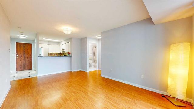 400 - 8 Pemberton Ave, Condo with 2 bedrooms, 2 bathrooms and 1 parking in Toronto ON | Image 18
