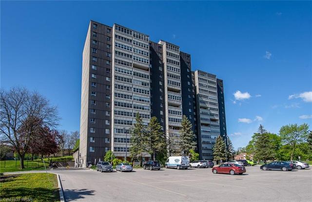 801 - 225 Harvard Pl, House attached with 1 bedrooms, 1 bathrooms and 1 parking in Waterloo ON | Image 1