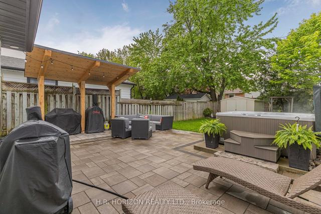214 Centre St N, House detached with 3 bedrooms, 2 bathrooms and 7 parking in New Tecumseth ON | Image 18