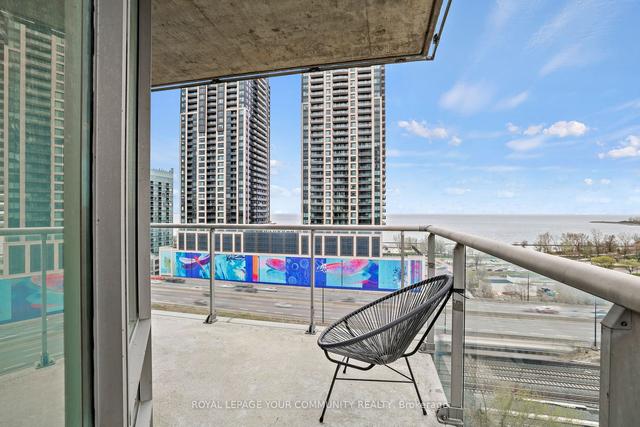 1210 - 15 Windermere Ave, Condo with 2 bedrooms, 2 bathrooms and 1 parking in Toronto ON | Image 17