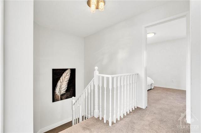2104 Sacramento Dr, Townhouse with 3 bedrooms, 2 bathrooms and 3 parking in Ottawa ON | Image 15