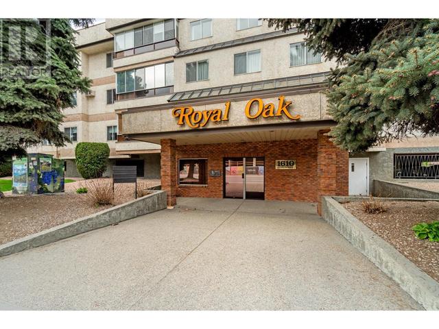 205 - 1610 Gordon Drive, Condo with 2 bedrooms, 2 bathrooms and 1 parking in Kelowna BC | Image 1