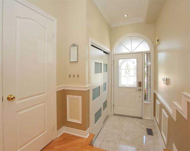 67 Moreau Tr, House detached with 4 bedrooms, 4 bathrooms and 7 parking in Toronto ON | Image 36