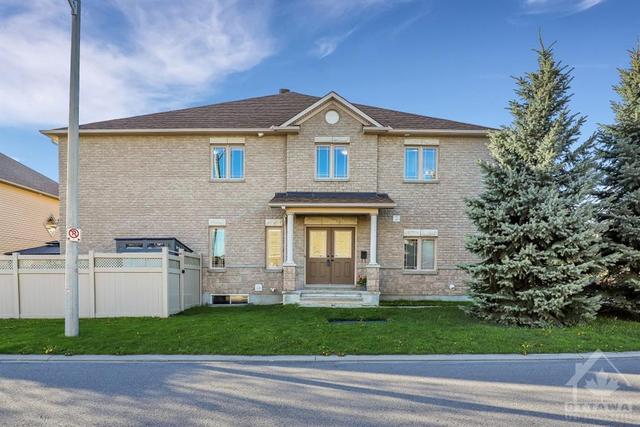 675 Percifor Way, Townhouse with 4 bedrooms, 3 bathrooms and 4 parking in Ottawa ON | Image 1