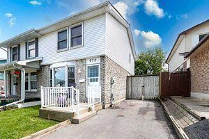 670 Balsam Cres, House semidetached with 3 bedrooms, 3 bathrooms and 3 parking in Oshawa ON | Image 1