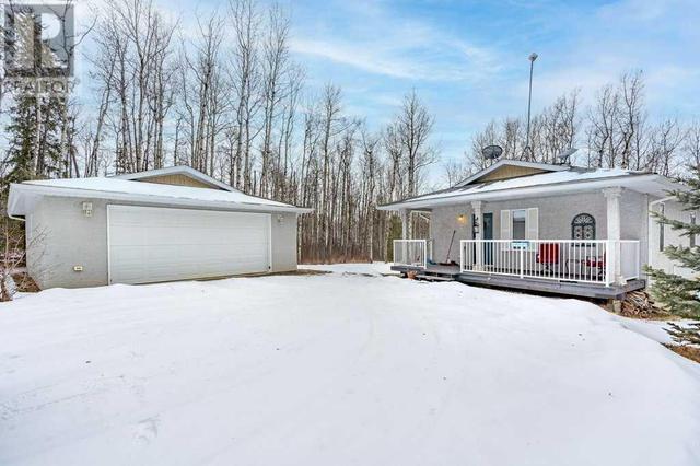 37 - 423002 Range Road 10, House detached with 2 bedrooms, 2 bathrooms and null parking in Ponoka County AB | Image 2