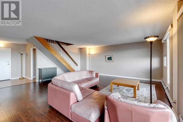 2906 - 221 6 Ave Se, Condo with 2 bedrooms, 1 bathrooms and 2 parking in Calgary AB | Image 15