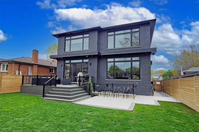 38 Ranwood Dr, House detached with 4 bedrooms, 5 bathrooms and 8 parking in Toronto ON | Image 33