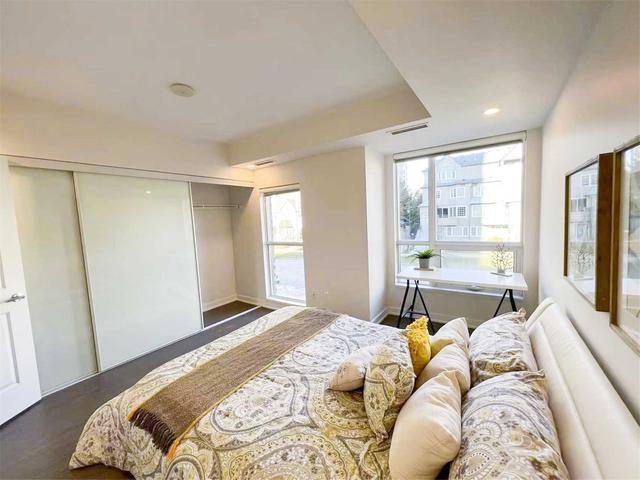 TH-9 - 175 Bonis Ave, Townhouse with 3 bedrooms, 3 bathrooms and 1 parking in Toronto ON | Image 3