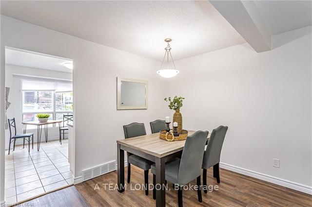 54 - 35 Waterman Ave, Townhouse with 3 bedrooms, 2 bathrooms and 1 parking in London ON | Image 5