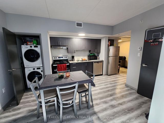 405 - 275 Larch St, Condo with 2 bedrooms, 2 bathrooms and 0 parking in Waterloo ON | Image 6