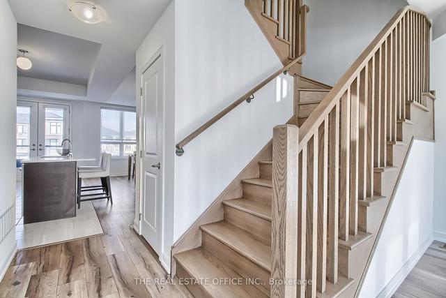 53 Red Maple Ln, House attached with 3 bedrooms, 3 bathrooms and 2 parking in Barrie ON | Image 4