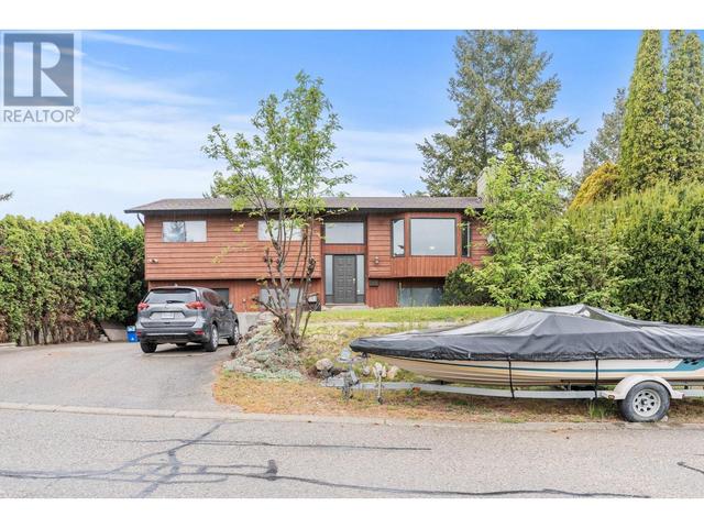 2912 Heritage Place, House detached with 4 bedrooms, 2 bathrooms and 4 parking in Vernon BC | Image 6