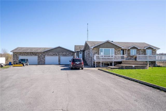 16538 Myers Road, House detached with 4 bedrooms, 2 bathrooms and 15 parking in South Stormont ON | Image 1