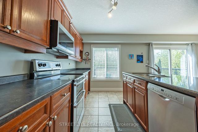 827 Garibaldi Ave, House detached with 3 bedrooms, 4 bathrooms and 4 parking in London ON | Image 37