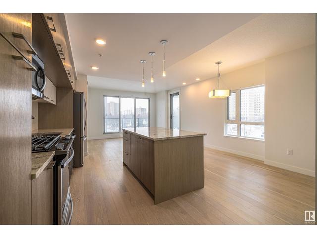 1001 - 9720 106 St Nw, Condo with 2 bedrooms, 2 bathrooms and null parking in Edmonton AB | Image 4