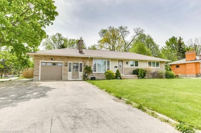 868 Oxford W N/S W, House detached with 3 bedrooms, 2 bathrooms and 6 parking in London ON | Image 24