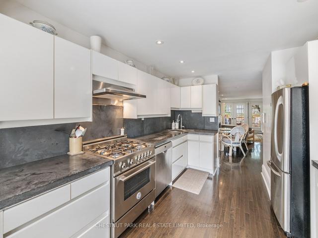 205 Ontario St, House semidetached with 3 bedrooms, 3 bathrooms and 2 parking in Toronto ON | Image 29