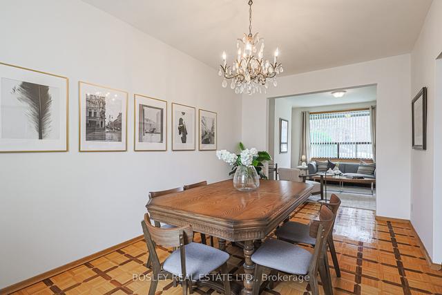 640 Manning Ave, House semidetached with 5 bedrooms, 2 bathrooms and 2 parking in Toronto ON | Image 36